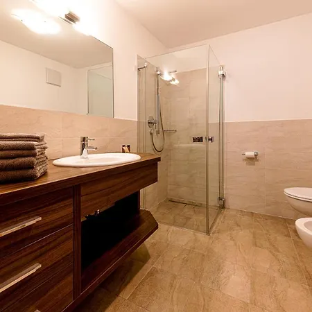 Sunela Aparthotel 2*